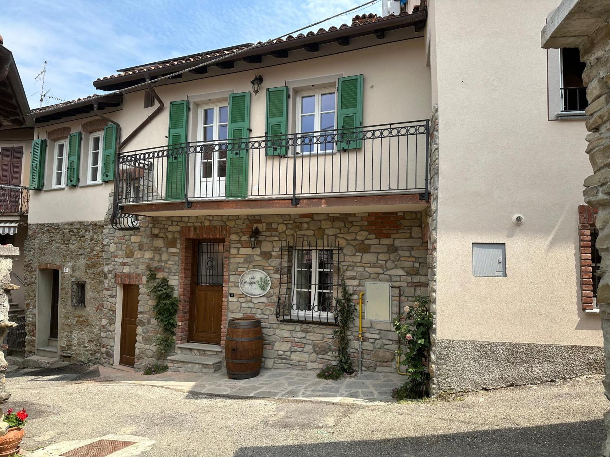 Nel Caruggio - B&B Mornese Buitenkant foto